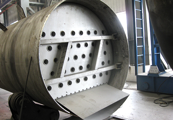 泡罩塔盘安装现场